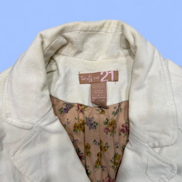 Forever-21 Women's White and Cream Jacket - Picture 3 of 5